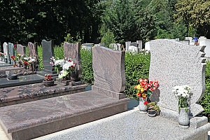 different granite colors for funeral monuments
