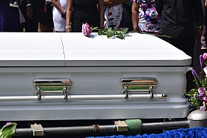 materials can impact the cost of caskets